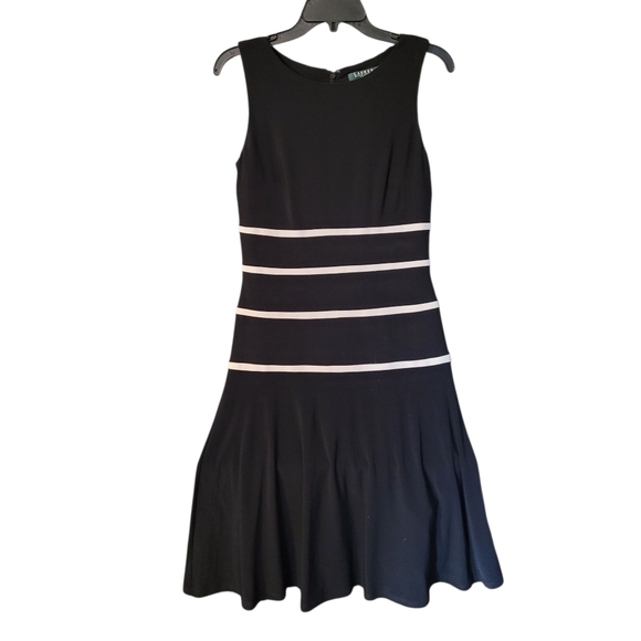 Lauren Ralph Lauren Dresses & Skirts - Lauren Ralph Lauren black & white flare skirt midi dress - 8. L63